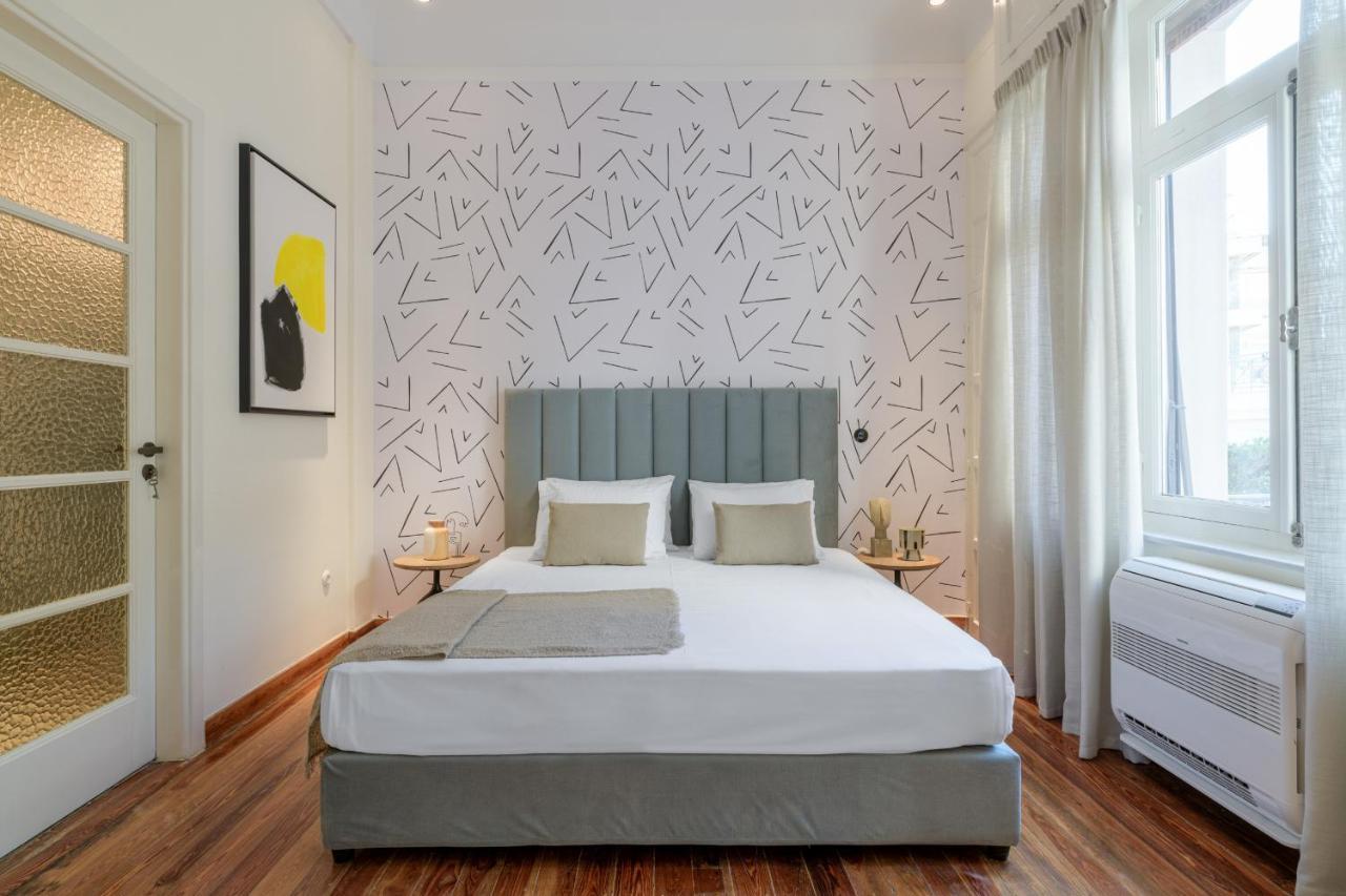 Your 4 Bdrm Dream House Acropolis View & Jacuzzi Apartment Athen