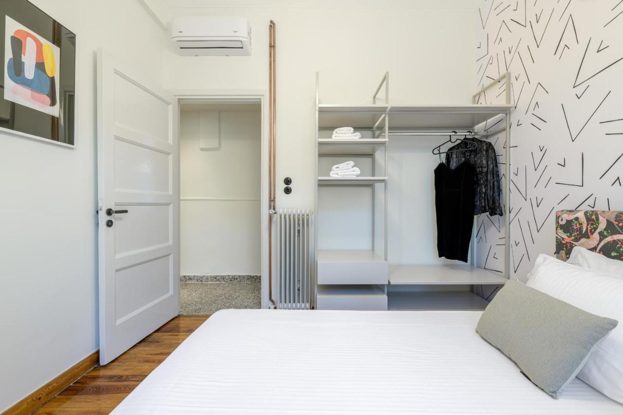 Your 4 Bdrm Dream House Acropolis View & Jacuzzi Apartment Athen