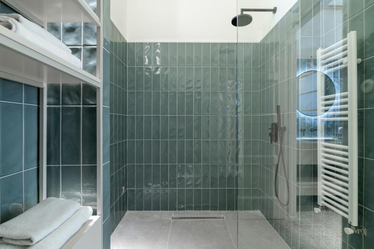 Your 4 Bdrm Dream House Acropolis View & Jacuzzi Διαμέρισμα *